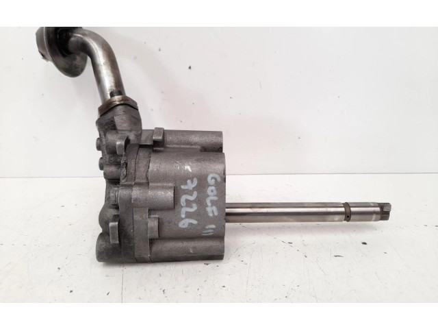 Масляный насос   026115153A  Volkswagen Golf III 