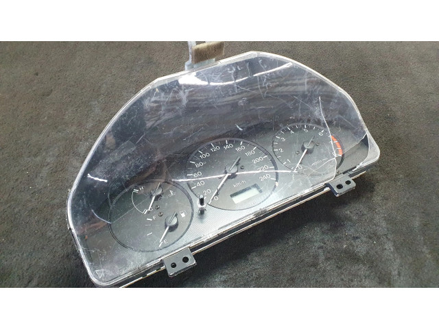 Панель приборов GE6WD   Mazda 626       