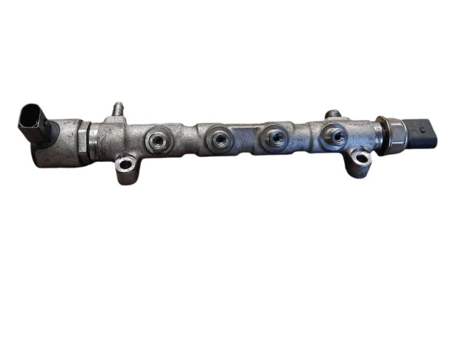 Топливная рампа 04L130089F, 04L130764B Skoda Octavia Mk3 (5E) для двигателя DDYA