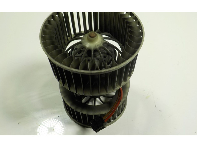 Вентилятор печки    64113453729   BMW X3 E83