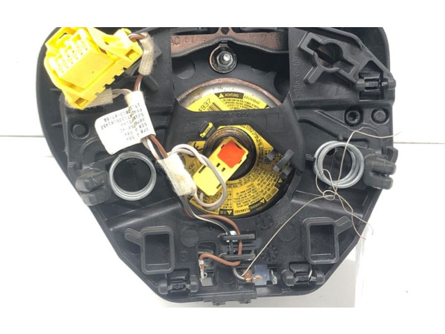 Подушка безопасности водителя 5E0880201 Skoda Fabia Mk1 (6Y)