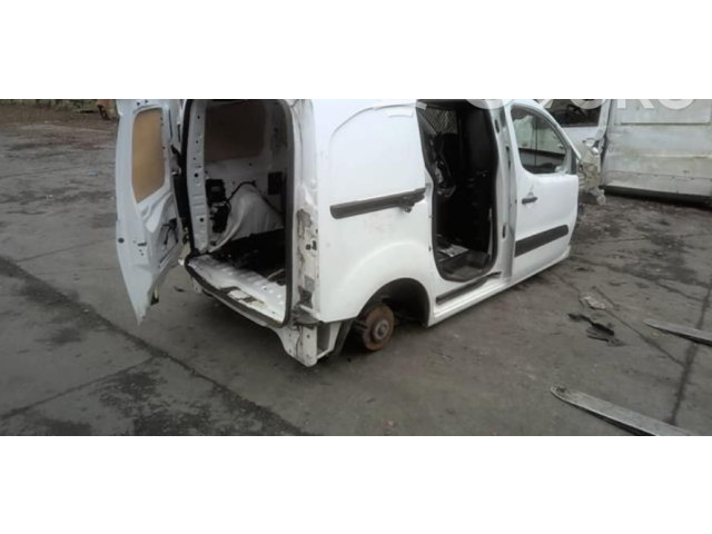 Блок управления двигателя 1613645180 Citroen Berlingo