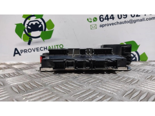 Pojistková skříňka A0325458332 Mercede-Benz S W220