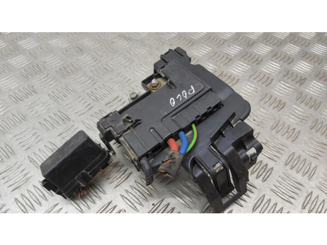 Узел подключения плюсовых проводов