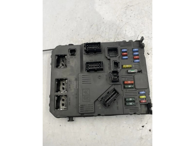 Pojistková skříňka Řídící jednotka BSM 9657999780 Peugeot 206+ 2011