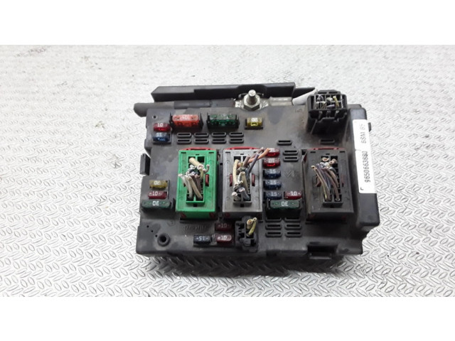 Блок предохранителей 9650663880 Citroen C8