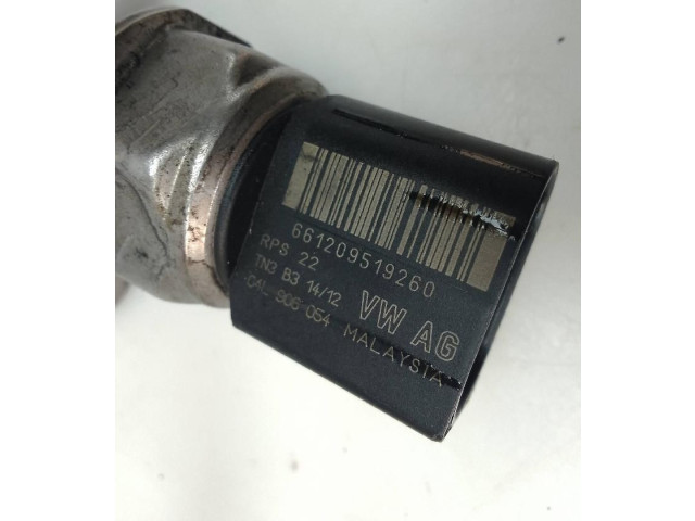 Топливная рампа 04L089B Audi A3 S3 A3 Sportback 8P