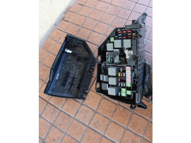 Блок предохранителей  6G9T-14A067-AB   Ford S-MAX    