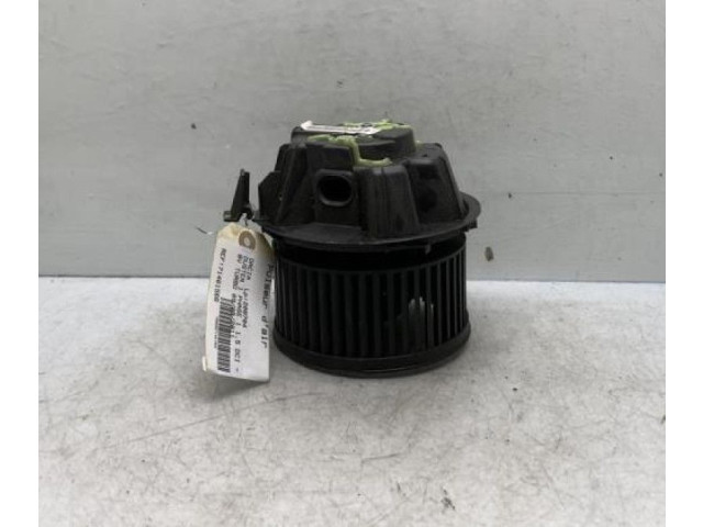 Вентилятор печки    272106020R   Dacia Duster