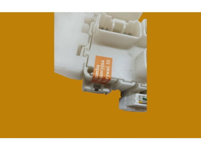 Pojistková skříňka P601-9554 Suzuki Swift II 2011