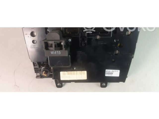 Блок управления климат-контролем 8682734, 8682734   Volvo XC90