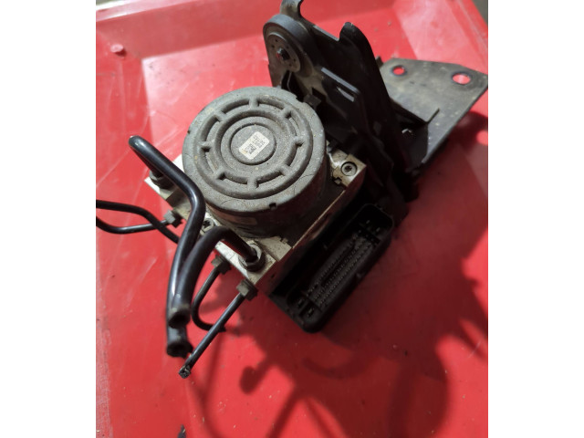 Блок АБС 5Q0907379AA, 28515402083 Volkswagen Golf VII 2013 - 2019 года