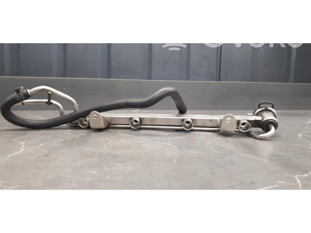 Топливная рампа 06a133317e   Volkswagen Golf IV  