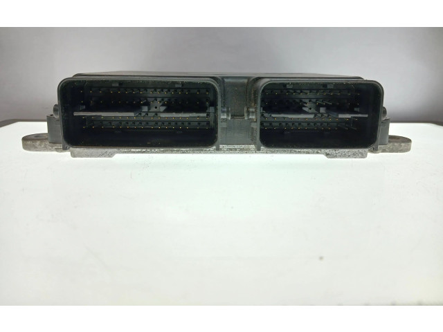 Блок управления двигателя 1860B153, E6T70877 Mitsubishi Outlander