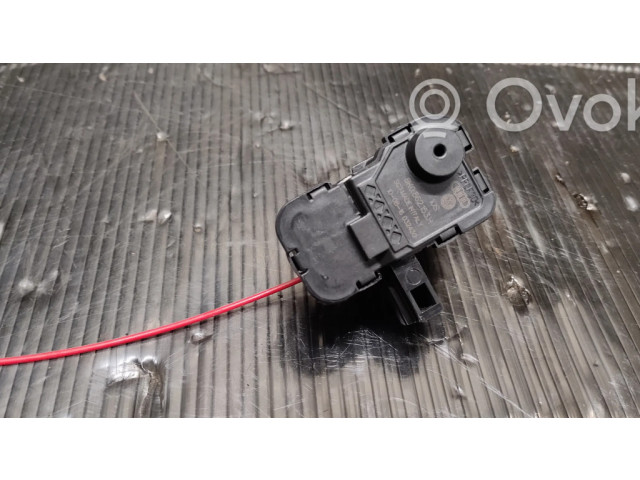 Degalų bako dangtelio spynos varikliukas