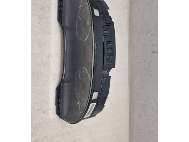 Píst 81117764   Audi A8 S8 D2 4D     