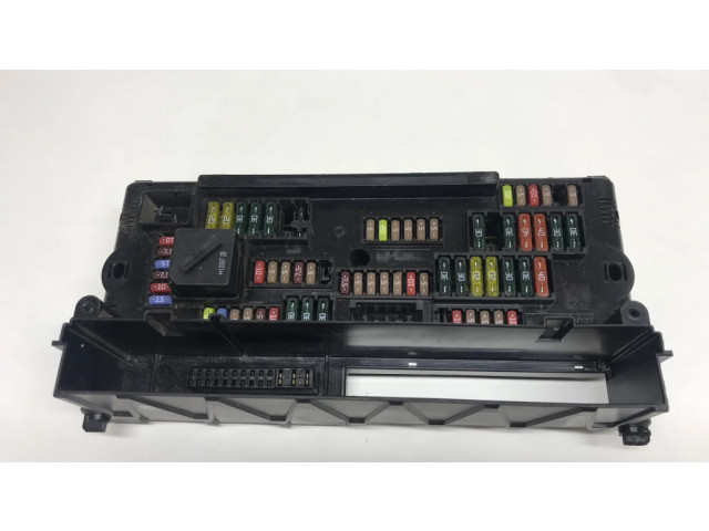 Pojistková skříňka 9210861, 921086101 BMW 3 F30 F35 F31 2012