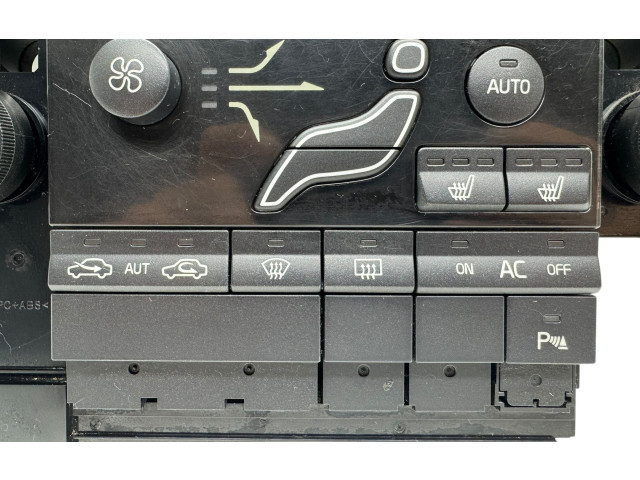 Блок управления климат-контролем 30782903, M3225100045 Volvo V70