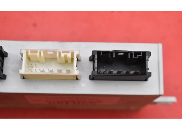 Řídící jednotka 7394651, 7394651 BMW 5 F10 F11 2015