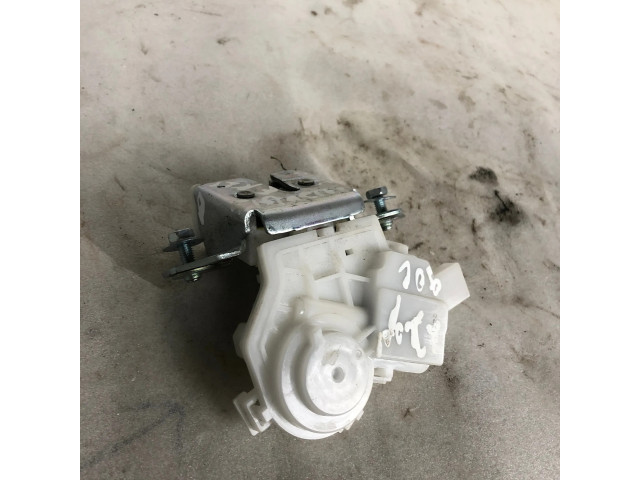 Замок багажника Mitsubishi Eclipse Cross 2018- года