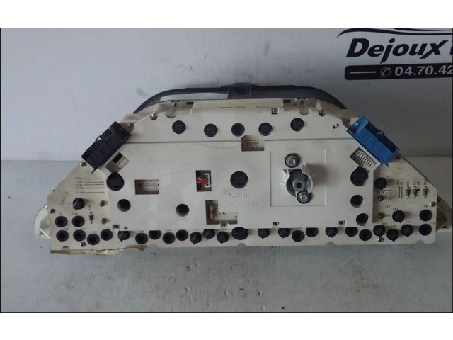 Панель приборов    Peugeot 605       