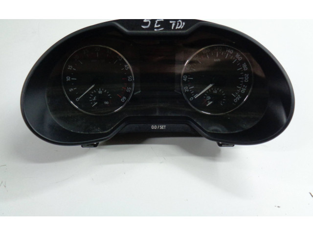 Панель приборов 5E0920851E, 5E0920851E   Skoda Octavia Mk3 (5E)       