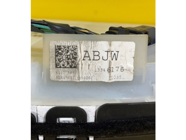 Панель приборов    Opel Meriva B       