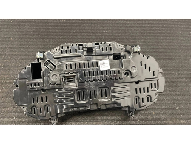 Отделка приборного щитка