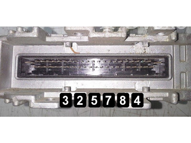 Řídící jednotka 030906026C Volkswagen Golf III 1993