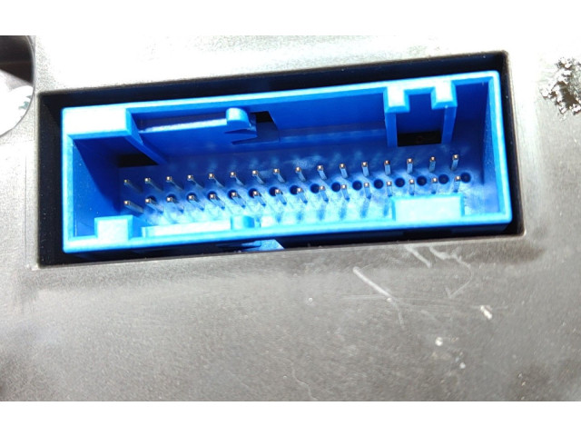 Панель приборов 5K0920870E Volkswagen Golf VI