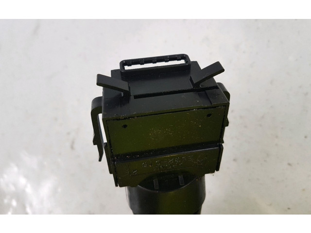 Ручка стеклоочистителей 8612A043, G9-6029I Mitsubishi L200