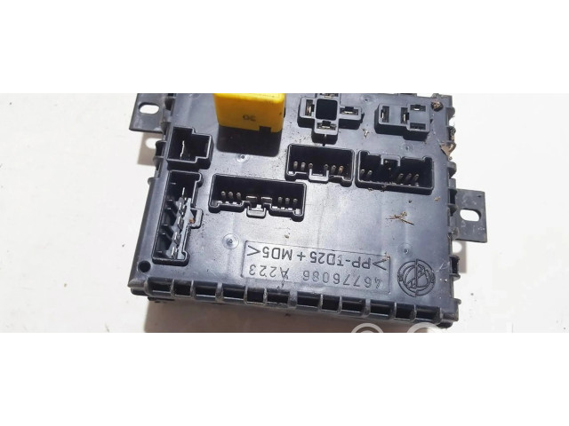 Блок предохранителей 46776086 Lancia Lybra