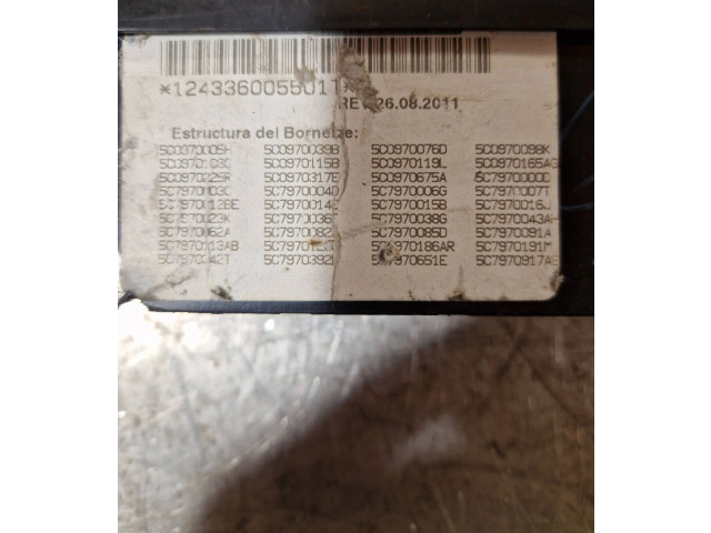 Блок предохранителей 5C0970076D, 5C0970039B Volkswagen Jetta VI