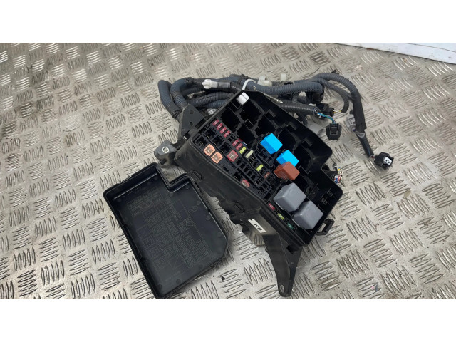 Pojistková skříňka 8266242280, 8917342080 Toyota RAV 4 (XA30) 2012