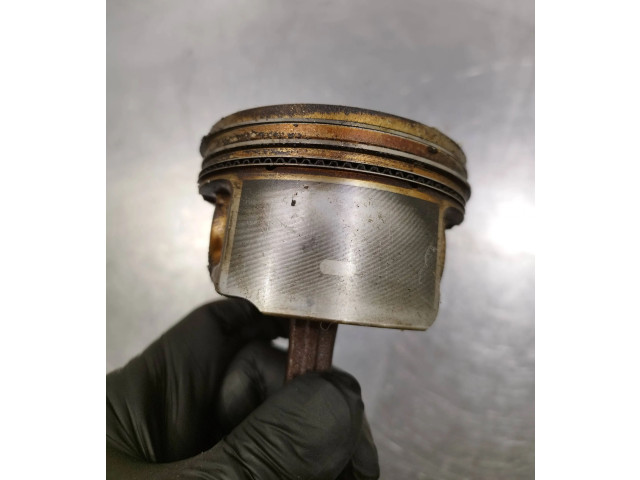 Поршень с шатуном B5254T2 Volvo XC90