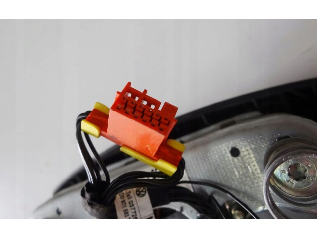 Подушка безопасности водителя 19860803 Volkswagen Phaeton