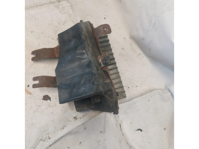 Блок управления двигателя R5114082AA Chrysler LHS