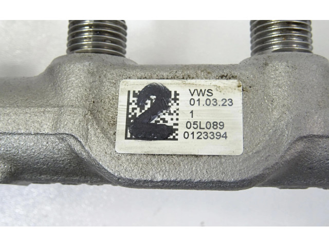 Топливная рампа 05L089 Audi Q3 F3