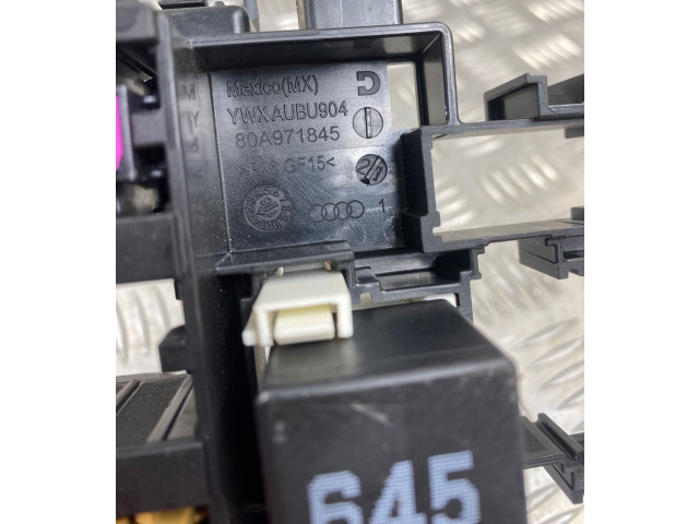 Блок предохранителей 80A971845 Audi Q5 SQ5