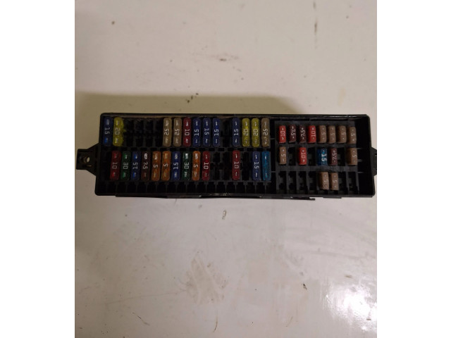 Блок предохранителей Skoda Fabia Mk2 (5J)