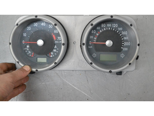 Přístrojová deska  Volkswagen Polo III 6N 6N2 6NF 2001   