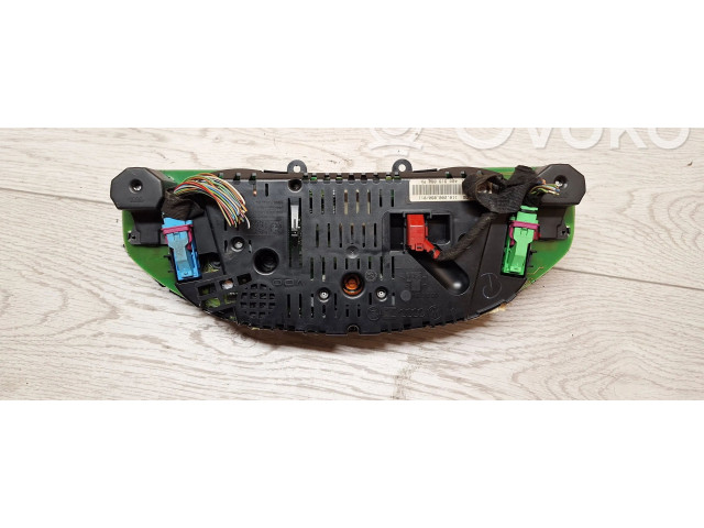 Спидометр (приборный щиток)  110208890   Audi A6 S6 C5 4B 