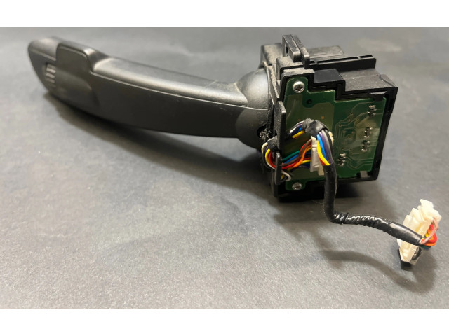 Ручка стеклоочистителей 31264168 Volvo V70