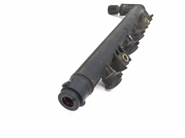 Vstřikovač 3219018301, B6713219018301 Fiat Punto (188) pro benzínový motor 1.2 188 A4.000 1.2 60 (188.030, .050, .130, .15