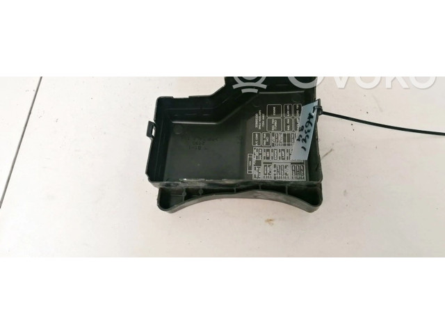   Pojistková skříňka 30865330, 72544482   Volvo S40, V40 1998