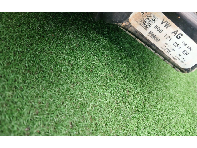 Интеркулер  5Q0121251EN   Volkswagen Tiguan 