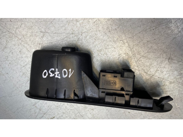 Включатель электрических окон