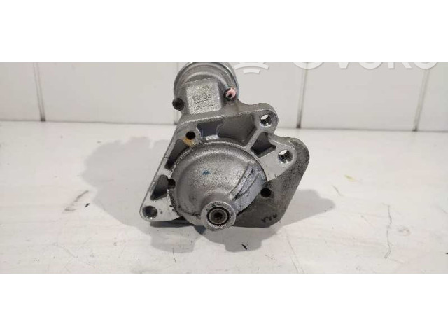 Čerpadlo oleje 233003329R Renault Clio IV K9K C6