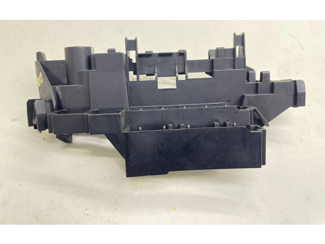 Блок предохранителей 8K1937503 Audi A5 8T 8F