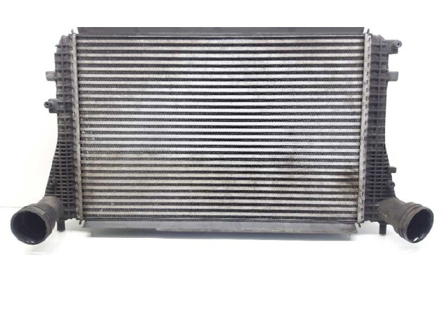 Интеркулер  3C0145805G   Volkswagen Passat Alltrack 